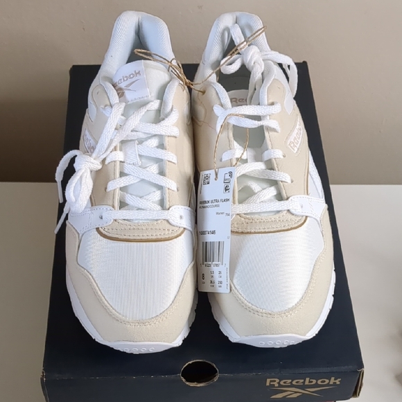 Reebok Shoes - NIB Reebok Ultra Flash White and Cream Sneakers Size 8